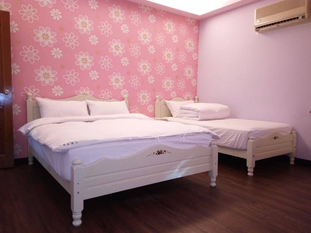 Tai Yu Ju Bao Fang B&B Luye Exteriör bild