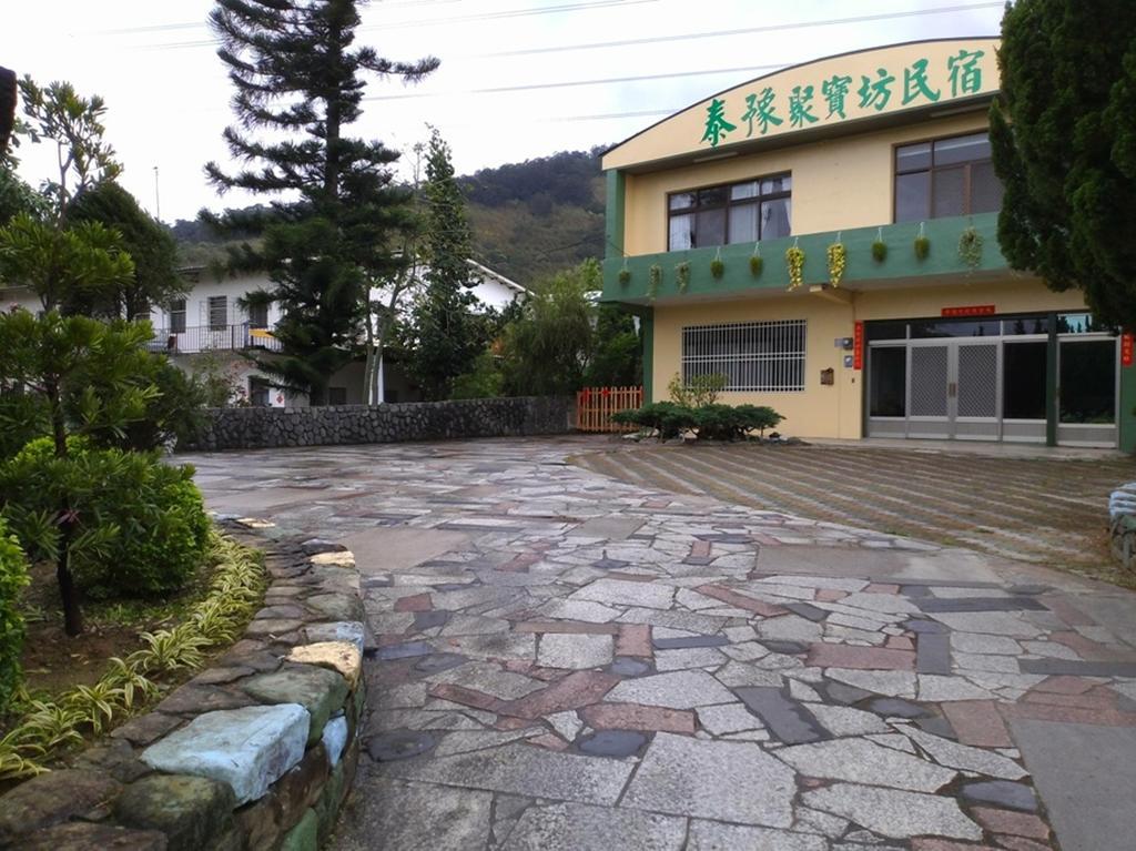 Tai Yu Ju Bao Fang B&B Luye Exteriör bild